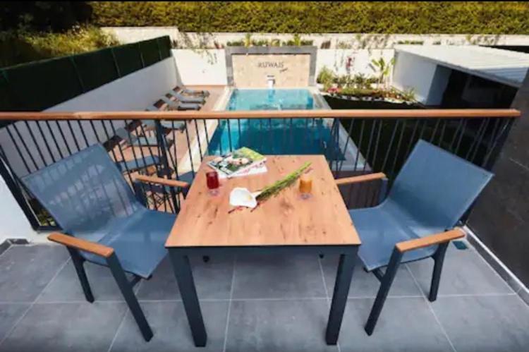 Ruwais Hotel Cesme Exterior foto